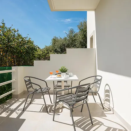 Hotel apartamentowy Mylos Anissaras *